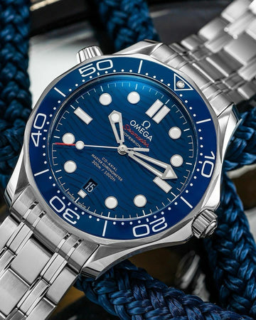 0MEGA SEAMASTER DIVER 300M