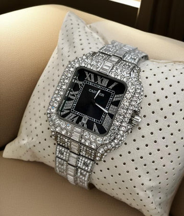 Luxurious Santos de Cart°ier Timepiece