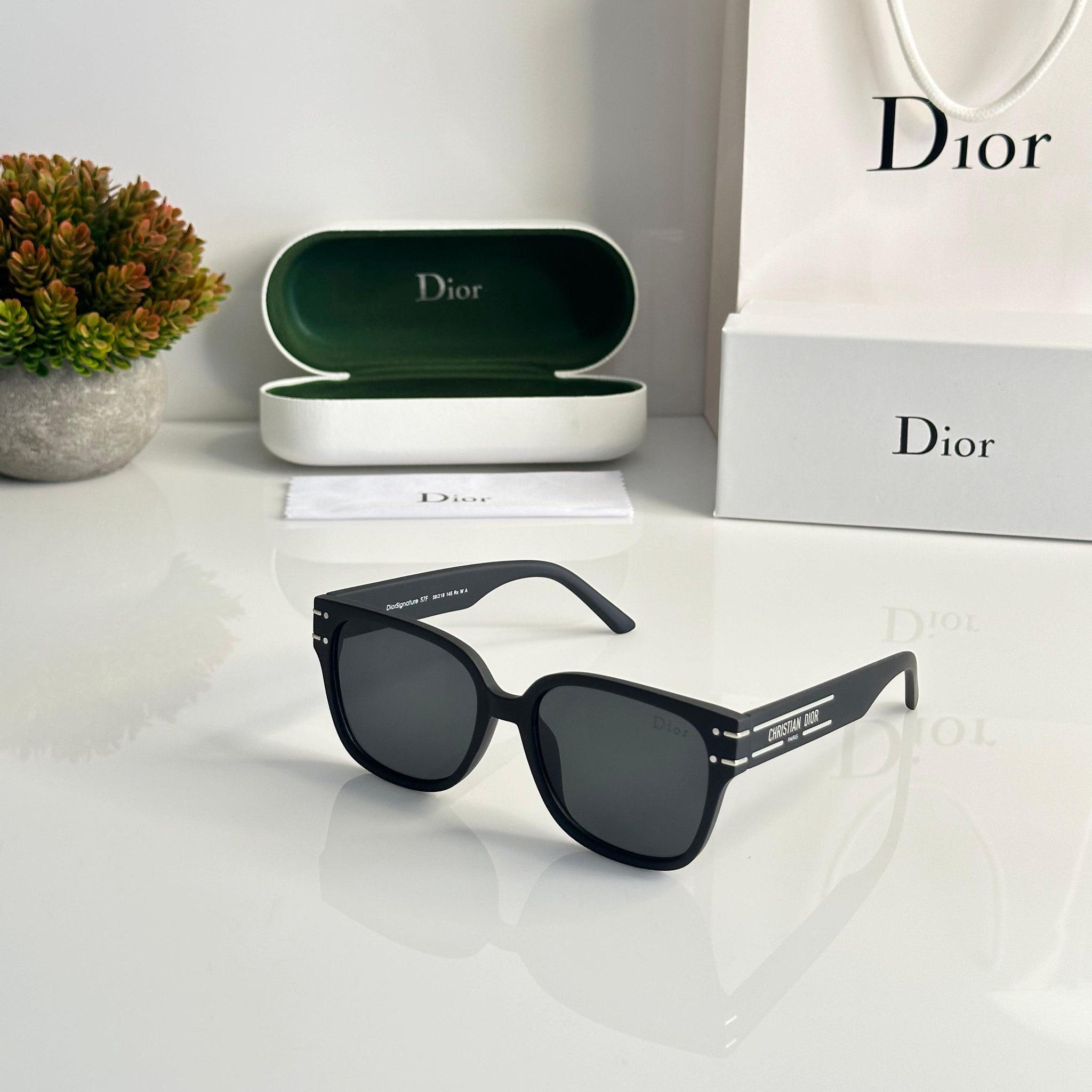 Dior S7F Black