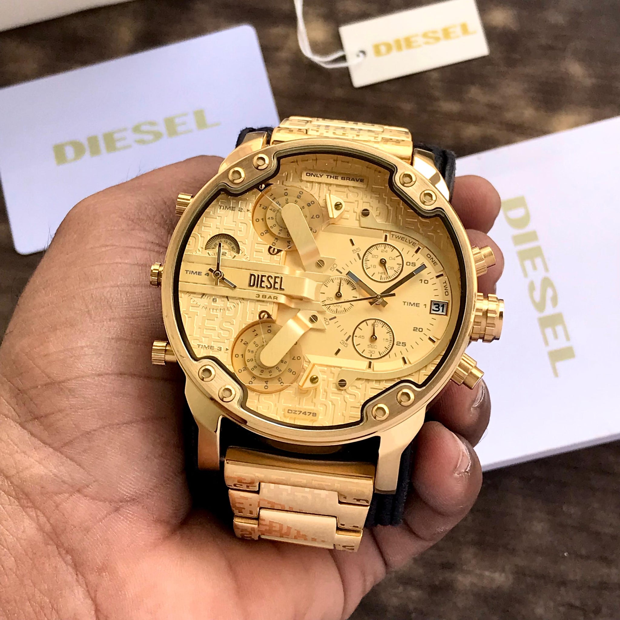 DIE.SEL Mr Dad.dy DZ7479  Multi-Function Chronograph quartz machinery