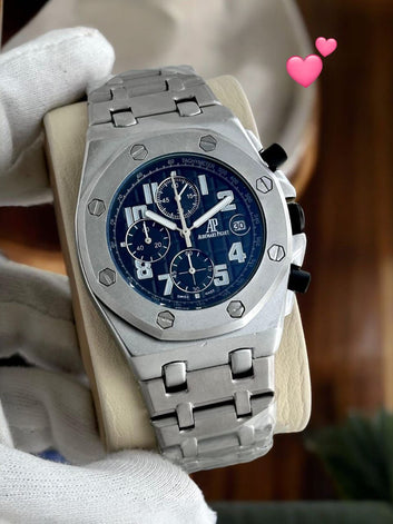 Aude.mars pigu.et royal oak offshore quartz