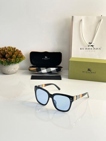 Burbe.rry sunglasses