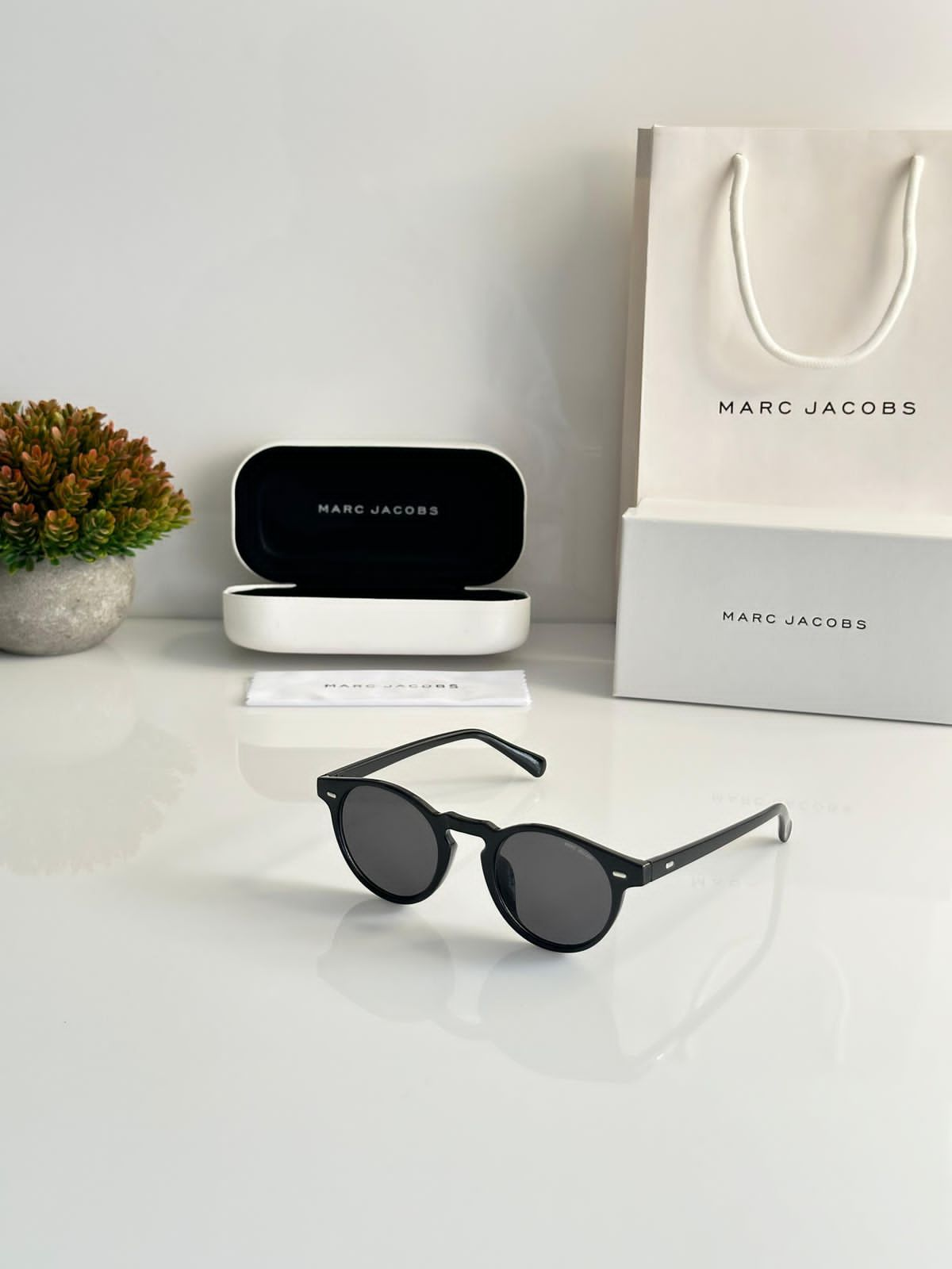 Ma.rc Jac.obs  sunglasses