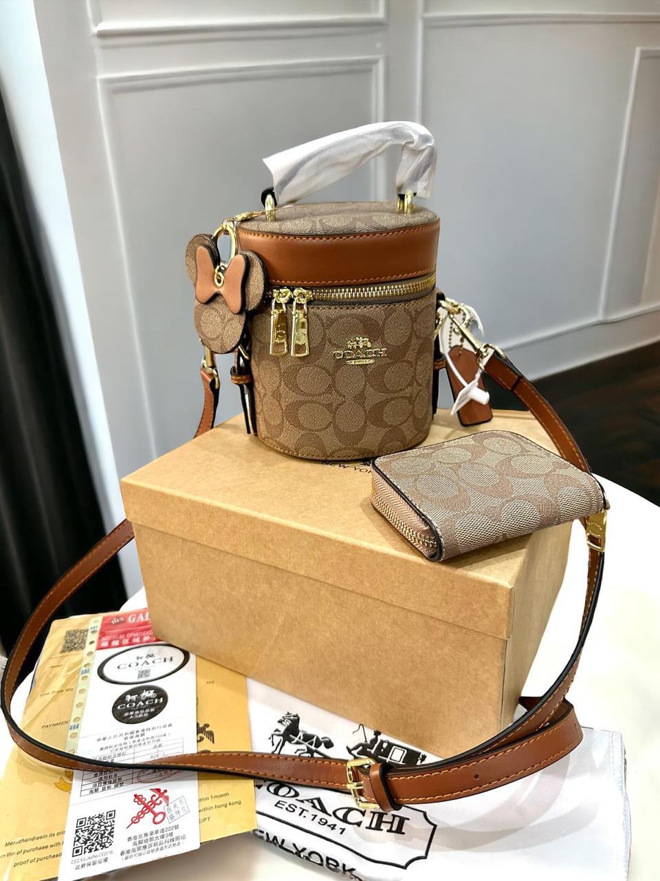 Coa.ch bucket bag with wallet