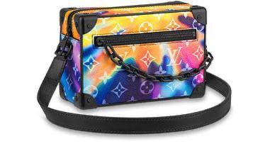 Lo.uis Vui.tton soft trunk messenger