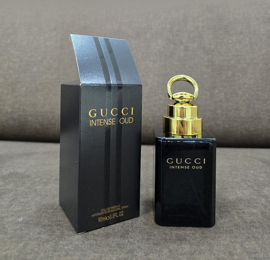 Guc.ci intense oud perfume