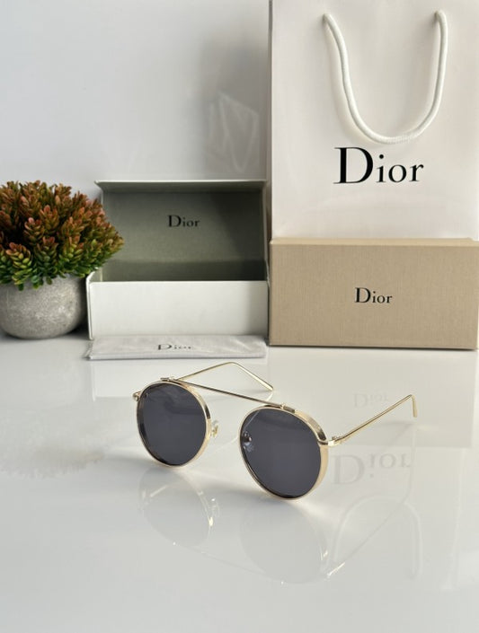 Dio.r sunglasses