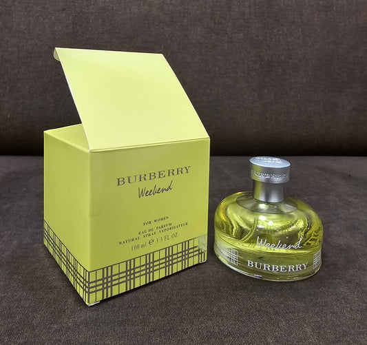 Burb.erry  weekend perfume