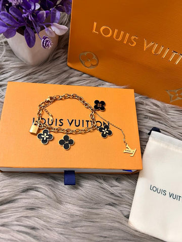 Lou.is Vuitt.on bracelet