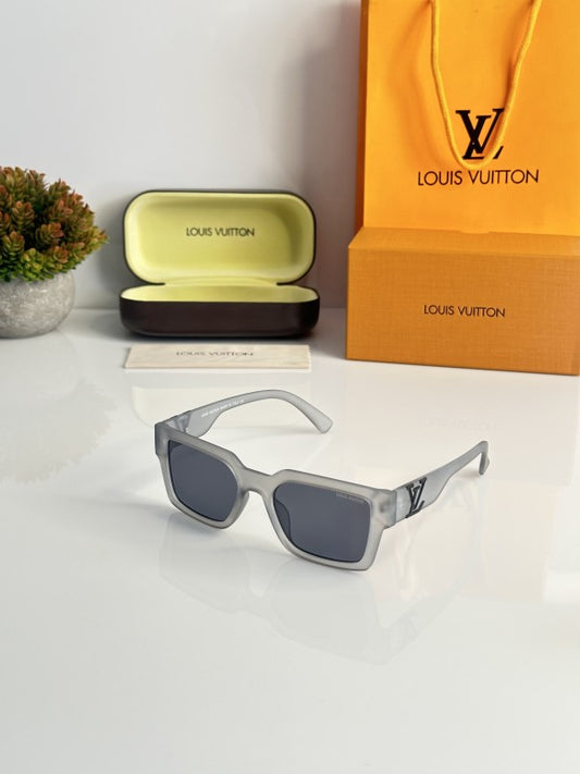 Loui.s Vuitt.on sunglasses